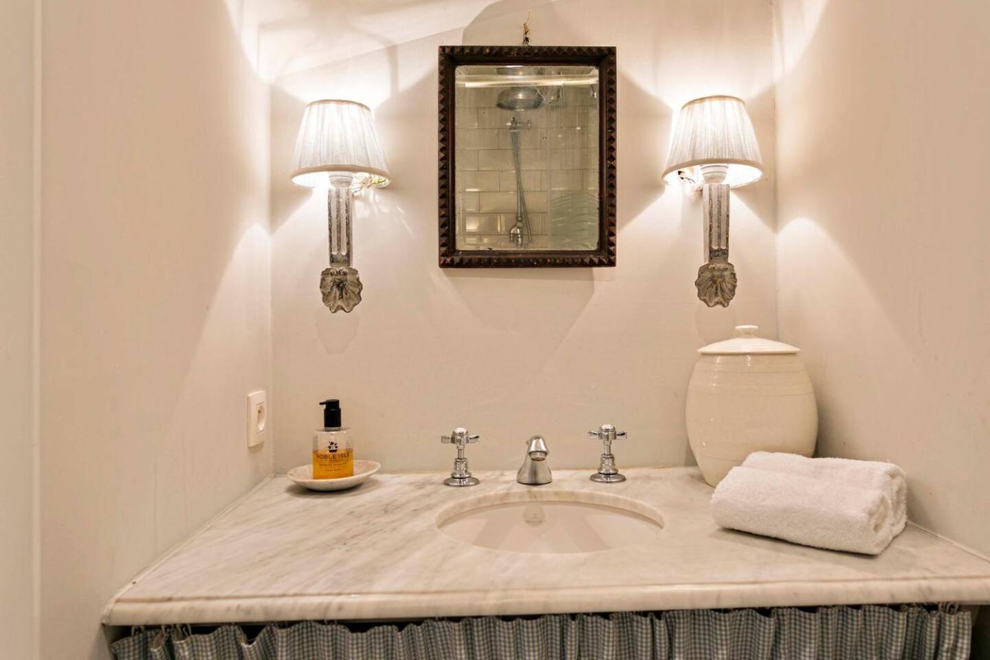 Guesthouse Groeninghe In The Centre Of 브뤼헤 외부 사진